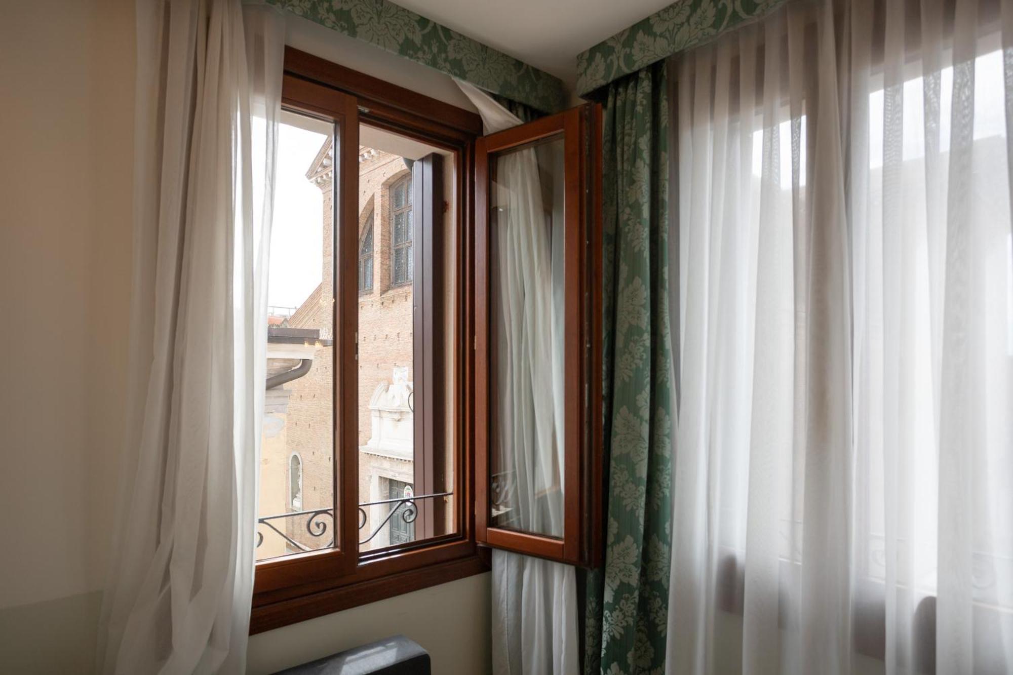 Duomo Boutique Hotel Chioggia Exterior photo
