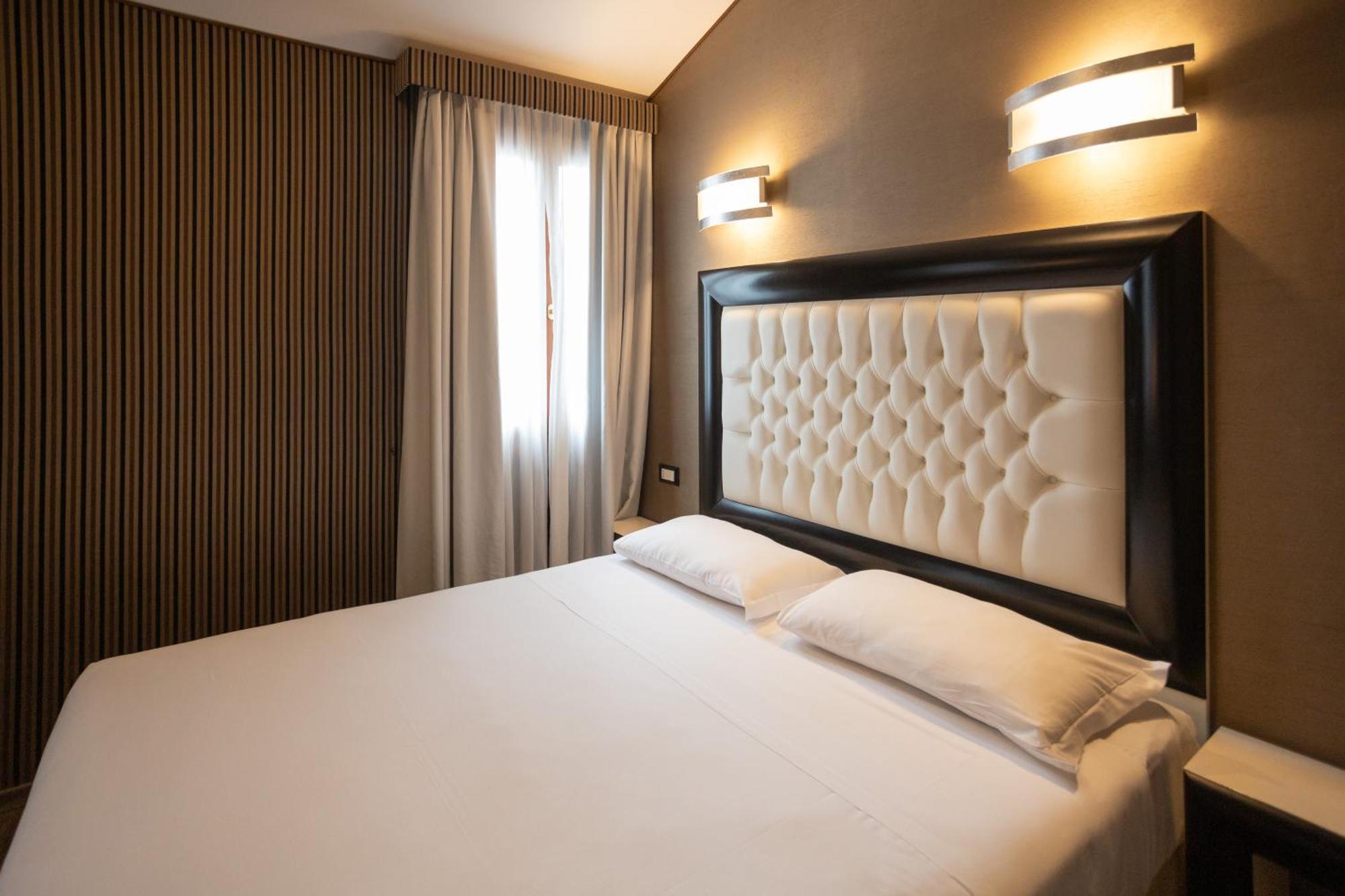 Duomo Boutique Hotel Chioggia Exterior photo