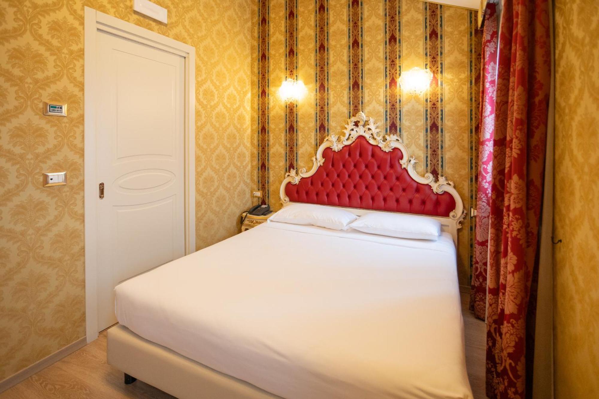 Duomo Boutique Hotel Chioggia Exterior photo